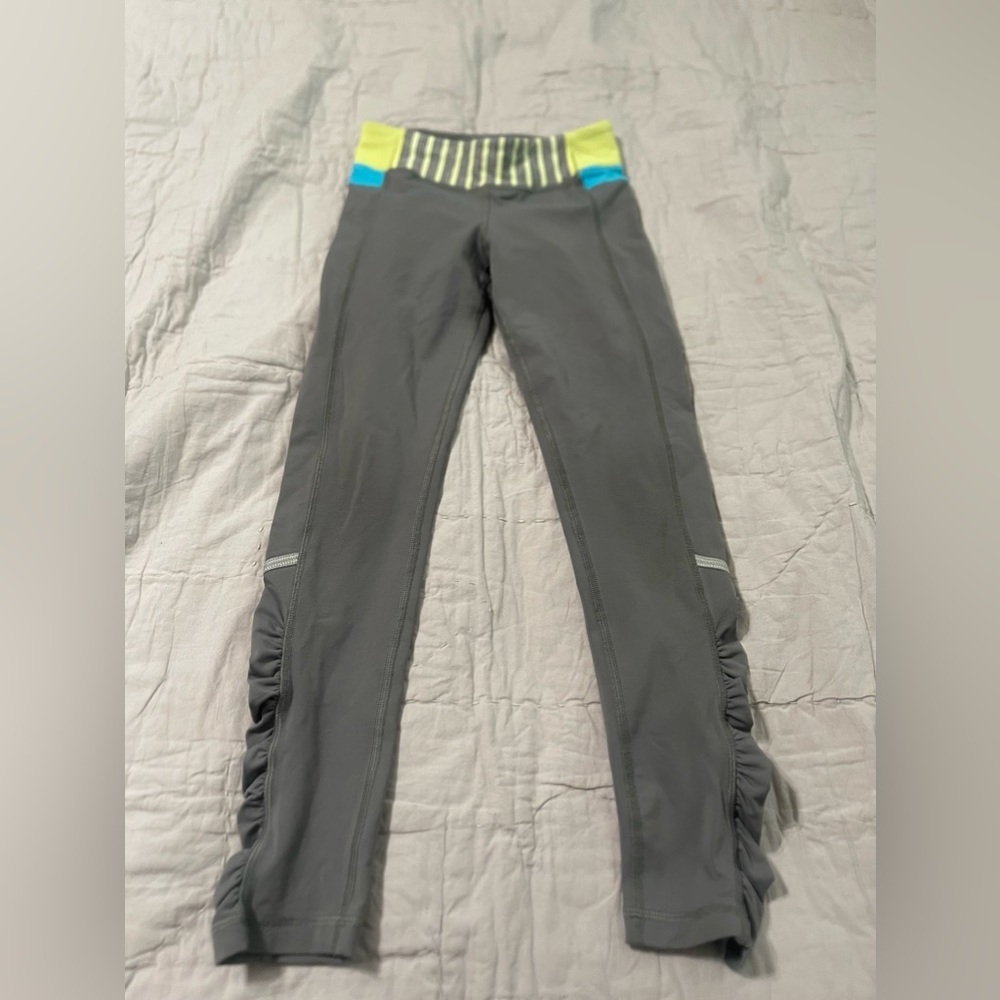 Ivivva Size  6 Leggings Gray Blue Green Rusched Legs